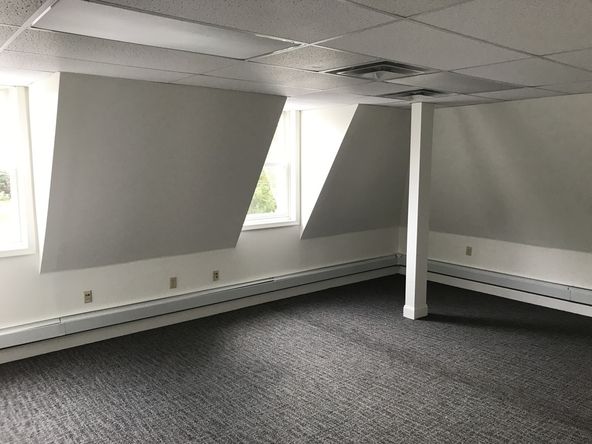 Brantwyn Building: 270 Presidential Drive, Wilmington, DE 19807